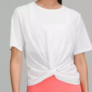 Lululemon Crescent T-Shirt Size 8
